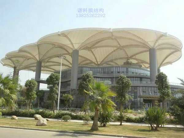 鋼雨篷拉桿長細(xì)比的科學(xué)取值探討